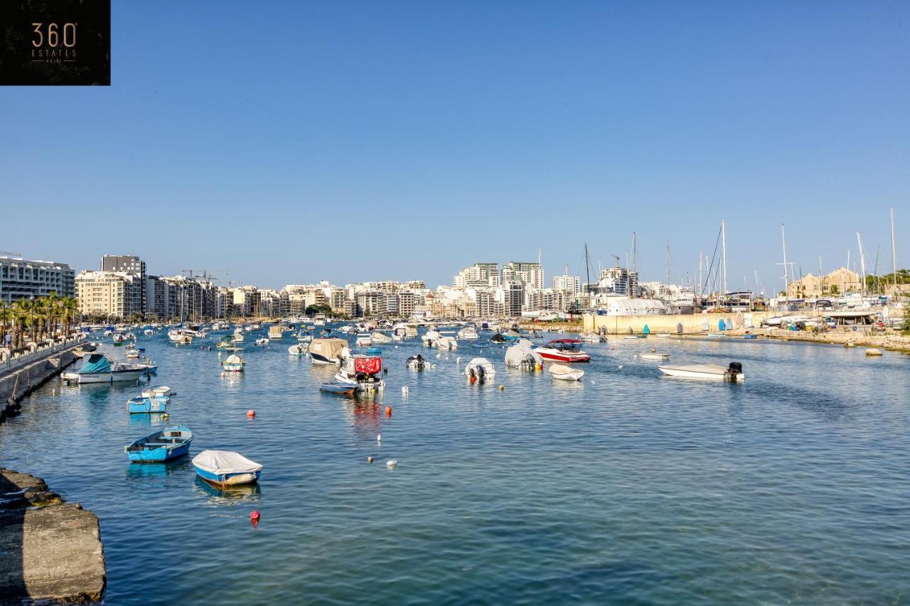 Gzira'S Seashore Stayaway Close To Manuel Island Exterior photo