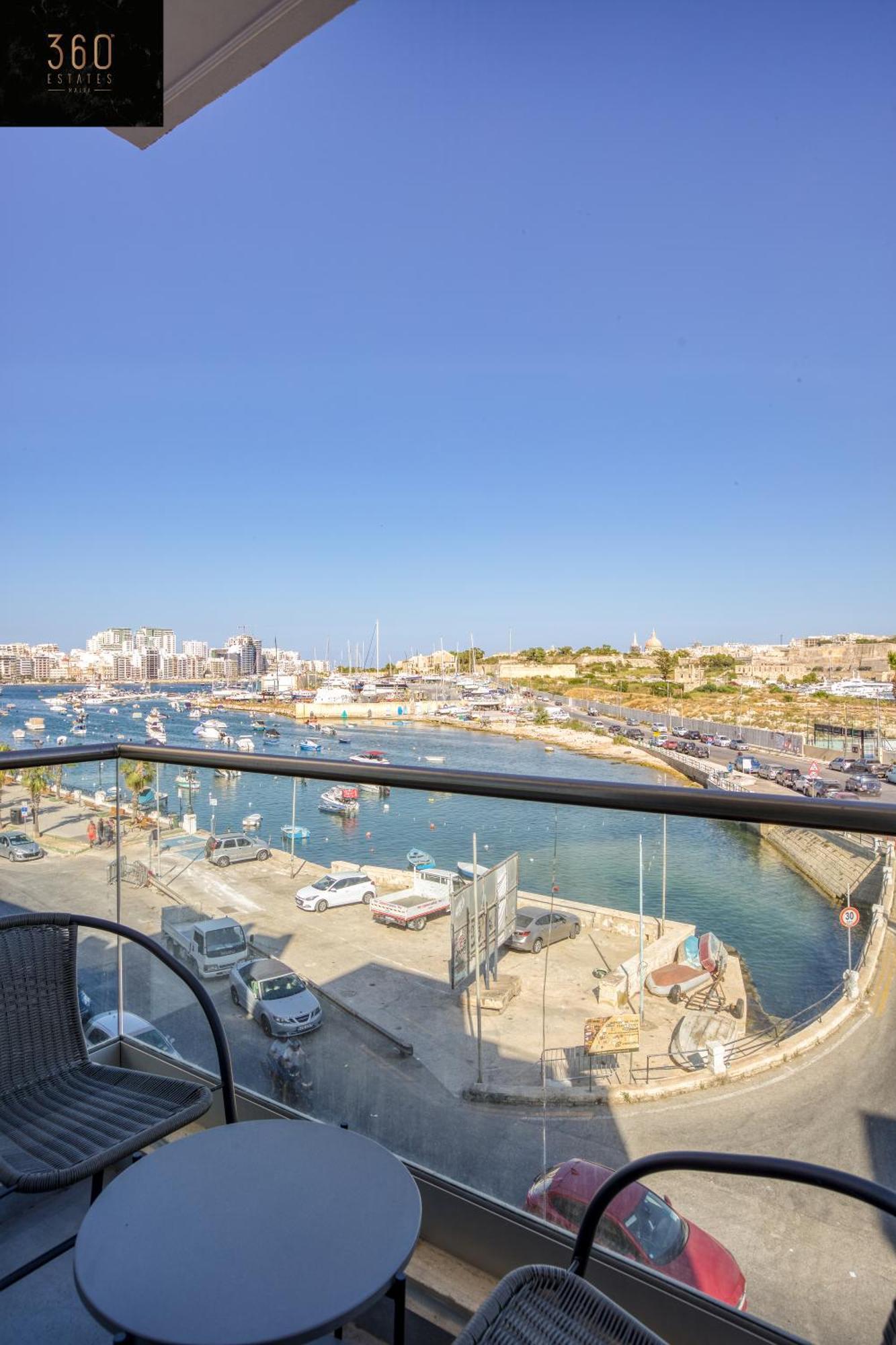Gzira'S Seashore Stayaway Close To Manuel Island Exterior photo
